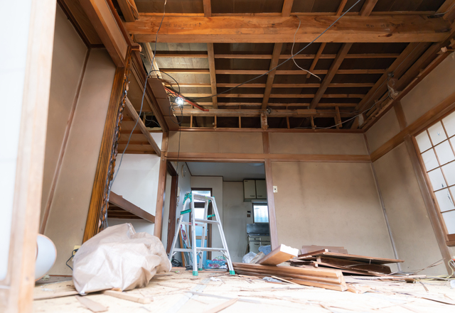 密集地・狭小地でも安全な施工